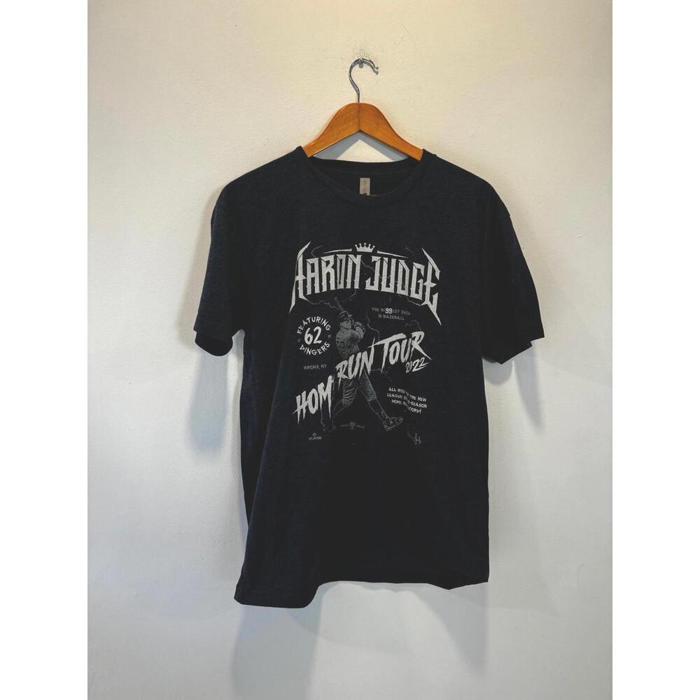 Aaron Judge Home Run Tour 2022 Graphic T-Shirt Size Large